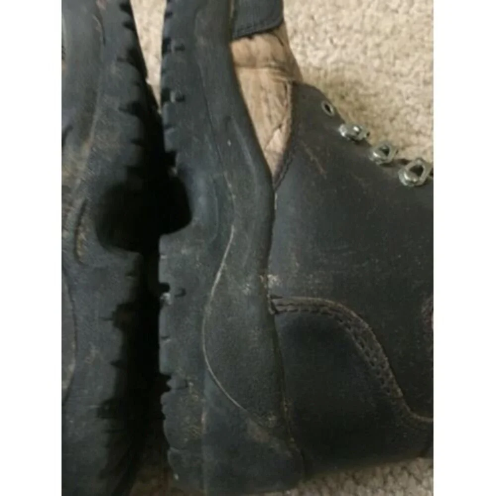 Boone & Crockett Boys Hiking Boots. Thermolite Weatherproof Size 1M Multicolor